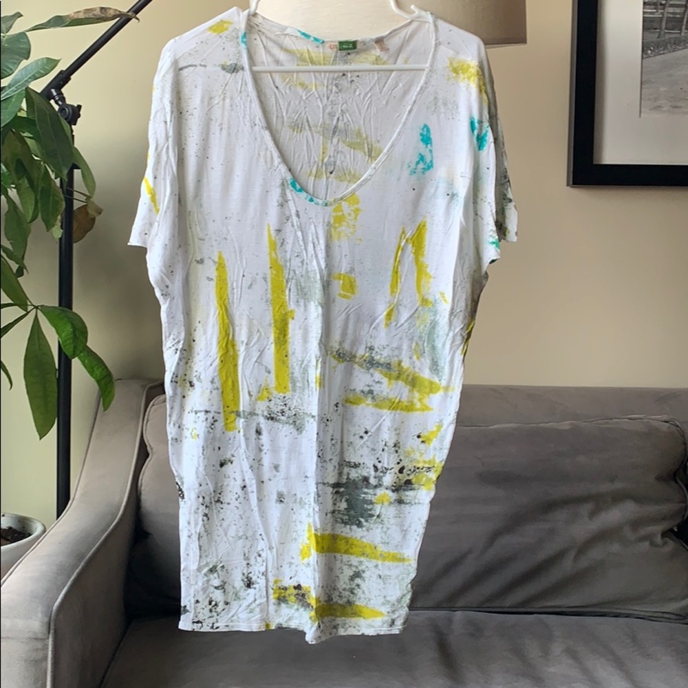 Anthropologie splatter printed white tunic size S